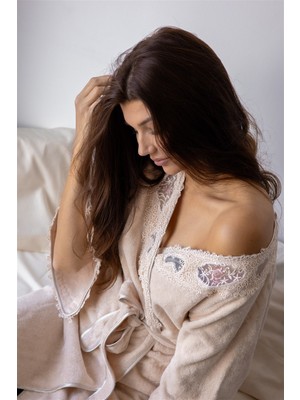Soft cotton created by gökhan Destan Bornoz