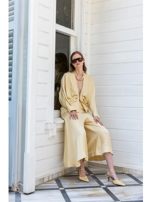 Kameya Drape Detaylı Keten Ceket