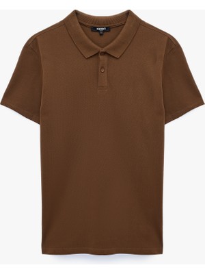 Koton Pamuklu Pike Kumaş Kısa Kollu Polo Yaka Baskılı Slim Fit Tişört