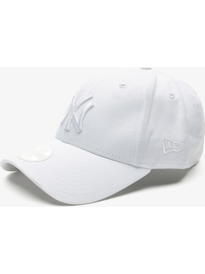 New Era 940 Essential Neyyan Beyaz Şapka