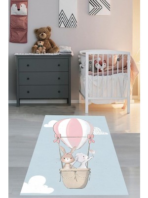 Kazan Hobi Pelangi Uçan Balon ve Sevimli Tavşanlar Yıkanabilir Kaymaz Taban Leke Tutmaz Çocuk Odası Halısık, Mavi-Pembe-Beyaz 120 x 160