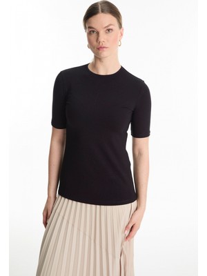 Bisiklet Yaka Basic T-Shirt Siyah Zühre 0011