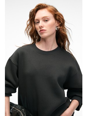 Ethiquet Esme Kadın Oversize Yuvarlak Yakalı Kol Ucu ve Etek Ucu Manşetli Antrasit Sweatshirt