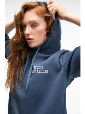 Ethiquet Slopane Kadın Rahat Kesim Kapüşonlu Baskılı Lacivert Sweatshirt