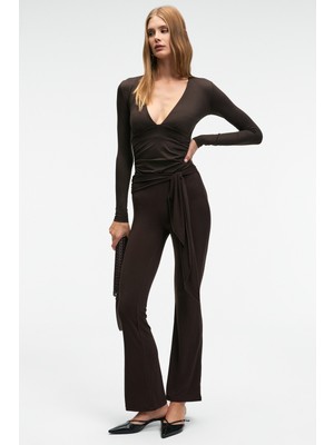 Ethiquet Ayshur Kadın Esnek Kumaşlı Kemer Detaylı Geniş Paçalı Slim Fit Koyu Kahverengi Pantolon