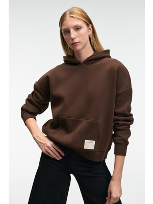 Ethiquet Clarıe Kadın Organik Pamuklu Oversize Kanguru Cepli Kapüşonlu Kahverengi Sweatshirt