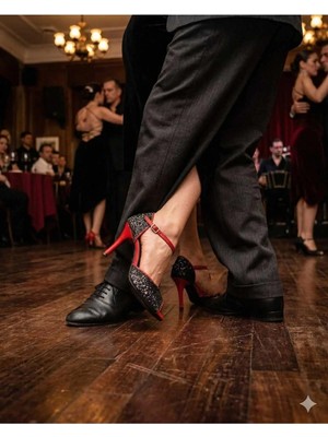 Bitangosu Siyah-Kırmızı Kristalize 8,5 cm 11 Pont Kapalı Topuk Tango, Dans ve Salon Ayakkabısı