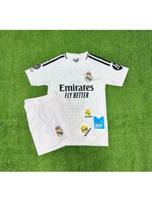 Ozsports Real Madrid 2024/25 Yeni Sezon Federico Valverde Iç Saha Çocuk Forması 4'lü Set