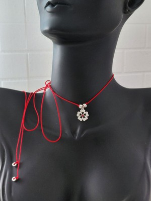 Luna Luster 925 Ayar Gümüş Zirkon Taşlı Kırmızı Ip Lotus Çiçek Tasarım Choker Kadın Kolye