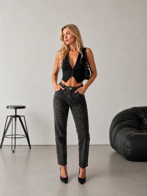 Shevega Kadın Kahverengi Taş Detaylı Boyfriend Mom Jeans Kot Pantolon