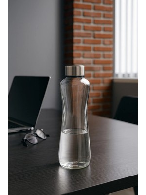 St. Morritz 750 ml Cam Su Şişesi – Premium Kapak Cam Matara
