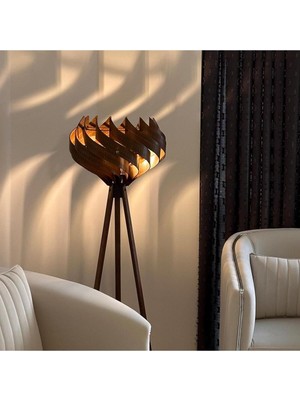 Ahşap Tripod Lambader, Modern Dekoratif Salon Lambası, Ceviz Renk 3 Ayaklı Ayaklı Lamba, Oturma
