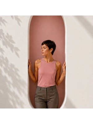 Bonbon Kadın Basic Kolsuz Içi Yarım Astarlı Tshirt BB2538