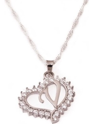 Inure Jewelry Gümüş V Harfi Kalpli Bayan Kolye