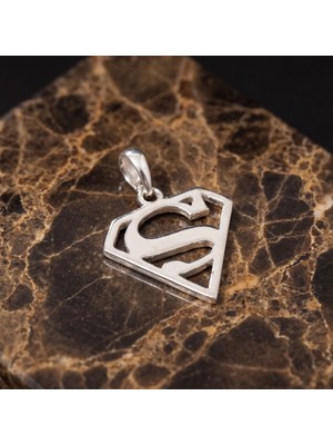 Ebrar Silver Gümüş Superman Kolye Ucu 925 Ayar Gümüş Superman Amblemli Unisex Kolye Ucu S Harf Kolye