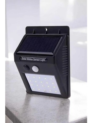 Solar Güneş Enerji Panelli Sensörlü Lamba Enerji Tasarruflu