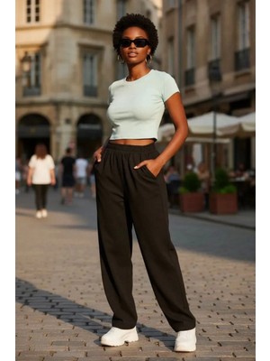 Hace Bazaar Kadın Beyaz Modern Fit Yuvarlak Yaka Crop Bluz