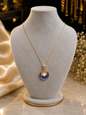 Rome Oro Lacivert Istiridye Altın Kolye