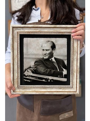 Asitan Oscar Stone Decor Çerçeveli Tablo Taş Duvar Dekoru 30 x 30 cm Atatürk Arabada
