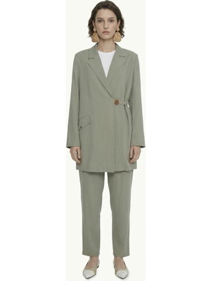 Zühre Blazer Yaka Aksesuar Detaylı Takım Ada Çayı Takım 1952