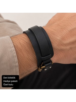 Herşey Nota Erkek Siyah Deri Bileklik – Vintage Metal Detaylı Şık ve Maskülen Bileklik