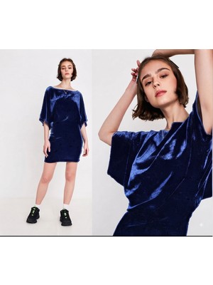 Nake Butik Kadınyarasa Kollu Kadife Mini Elbise