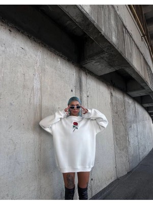 Velmora Fashion Kadın 3 Iplik Pamuklu Bisiklet Yaka Gül Baskılı Sweatshirt - Beyazbeyaz