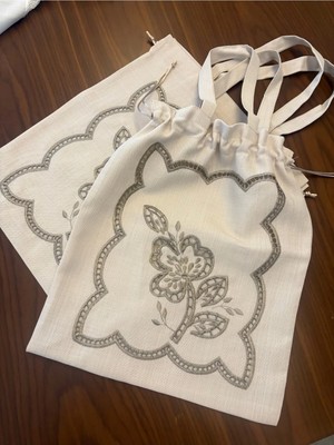 Denef Home Zambak - Çok Amaçlı Çanta Delik Işi Bej - 30X35 cm 1 Adet