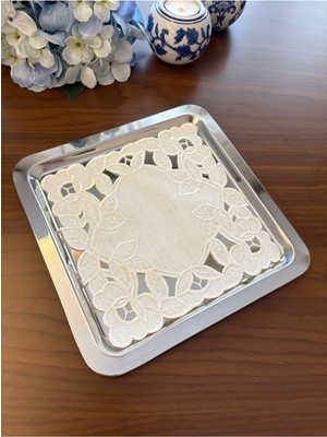 Denef Home Rose - Tepsi Örtüsü Delik Işi Krem - 18X18 cm 1 Adet