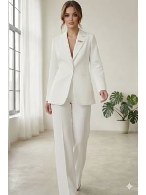 Diaves Beyaz Kadın Aksesuarlı Astarlı Tek Düğme Blazer Ceket & Kumaş Pantolon Takım Elbise