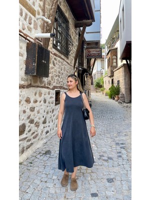 Niora Omuz Lastik Detaylı Elbise