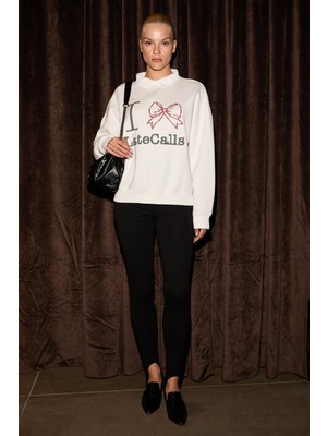 Ethiquet Selften Kadın Yumuşak Kumaşlı Polo Yaka Nakış Detaylı Ekru Sweatshirt