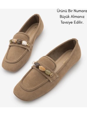 Marjin Kadın Küt Burun Taşlı Loafer Günlük Ayakkabı Arite Camel Süet