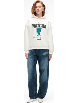 Ethiquet Yanmesa Kadın Oversize Baskı ve Nakış Detaylı Uzun Kollu Kapüşonlu Beyaz Sweatshirt