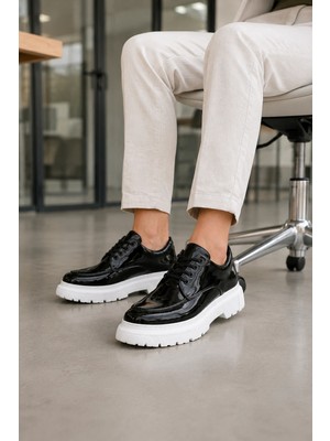 Mevese Verlixo Bağcıklı Parlak Rugan Erkek Casual Sneaker Klasik Günlük Ayakkabı - Siyah