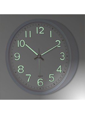 Beyaz Zemin Beyaz Kasa Fosforlu 22 cm Sessiz Çalışan Duvar Saati