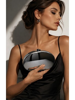 Hegef Bag Kadın Gold Metal Oval Formlu Özel Tasarım Ekstra Zincir Askılı Özel Gün Portföy Clutch Çanta