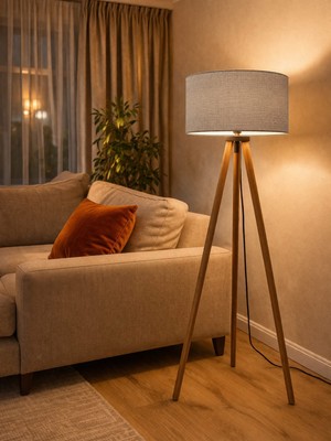 MenalArt Ağaç Tasarım Tripod Ahşap 3 Ayaklı Lambader Abajur Kumaş Başlık Köşe Aydınlatma