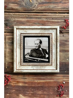 Moontime Alaçatı Çerçeveli Taş Duvar Dekoru Tablo 20CM x 20CM Atatürk Fotoğrafı