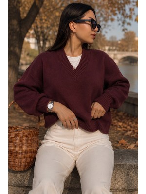 Madmext Koyu Bordo V Yaka Oversize Kadın Triko Kazak MG2149
