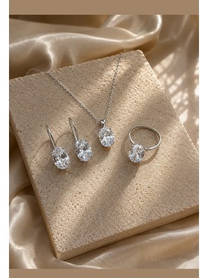 Erer Gümüş Gümüş Oval 12X8 mm 4,5 Carat Tektaş Takım