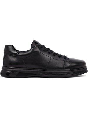 Derimod Erkek Siyah Bağcıklı Deri Casual Sneaker WM720002DV