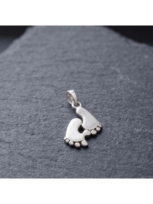 Ebrar Silver Gümüş Ayak Izi Kolye Ucu 925 Ayar Gümüş Ayak Izi Figürlü Unisex Kolye Ayak Model Kolye