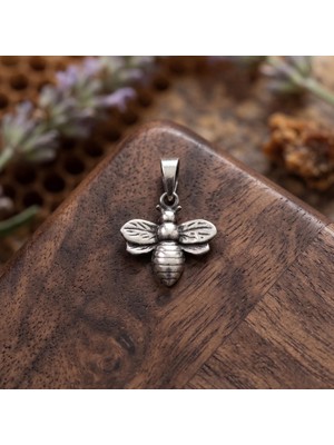 Ebrar Silver Gümüş Arı Kolye Ucu 925 Ayar Gümüş Arı Figürlü Küçük Boy Unisex Kolye Ucu