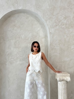 Very Moda Nakışlı Kolsuz Bluz | D2872