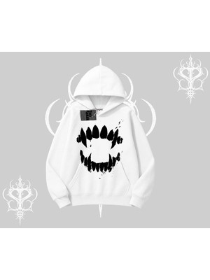 Tarzsokak Beyaz Kapşonlu Sweatshirt Vampir Dış