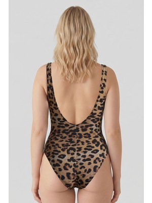 Mısırlı Tül Detaylı Askılı Kruvaze Büyük Beden Mayo Leopar Desenli