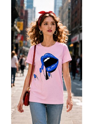 Vodexa Kadın Oversize T-Shirt Mavi Dudak Baskılı %100 Pamuk Tişört Rahat Kalıp