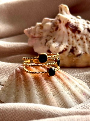 Store By Dilara Noir Vintage Gold Yüzük – Siyah Taşlı Katmanlı Kadın Yüzüğü