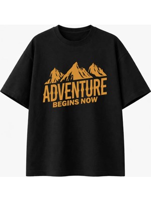 Comvicho Adventure Baskılı Siyah Tişört